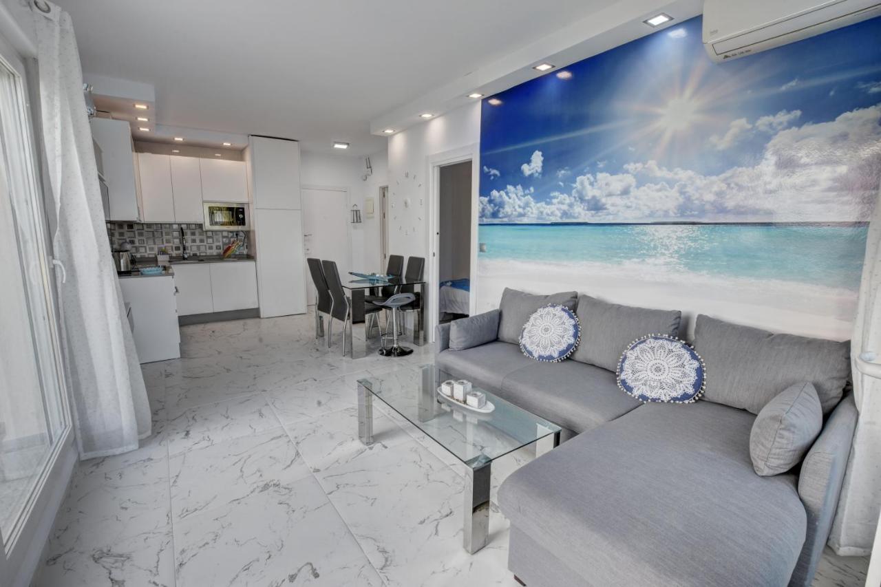 Bil Bil - C&G Benal Beach Apartment Benalmádena Extérieur photo